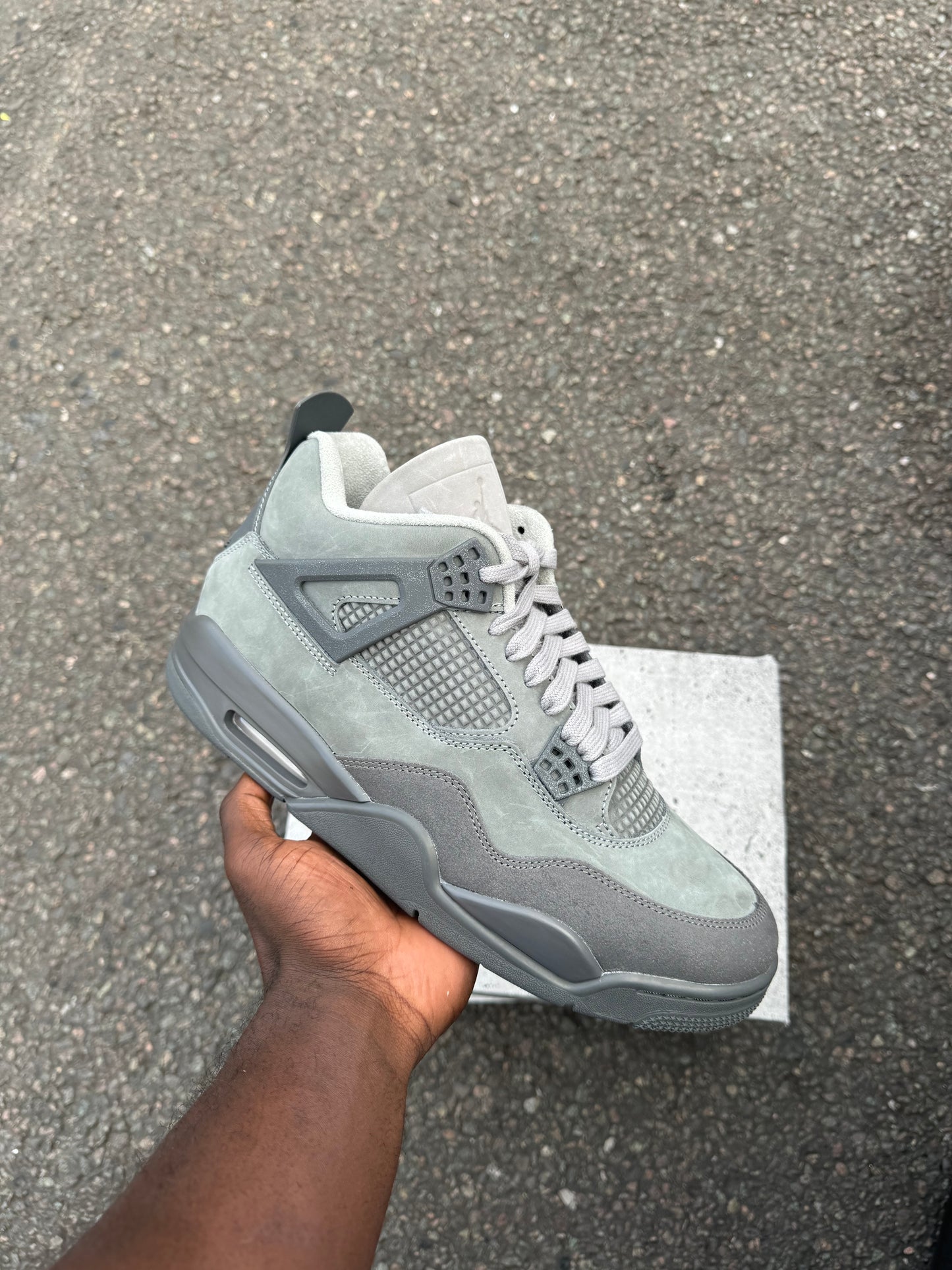 J4 ‘Wet cement’