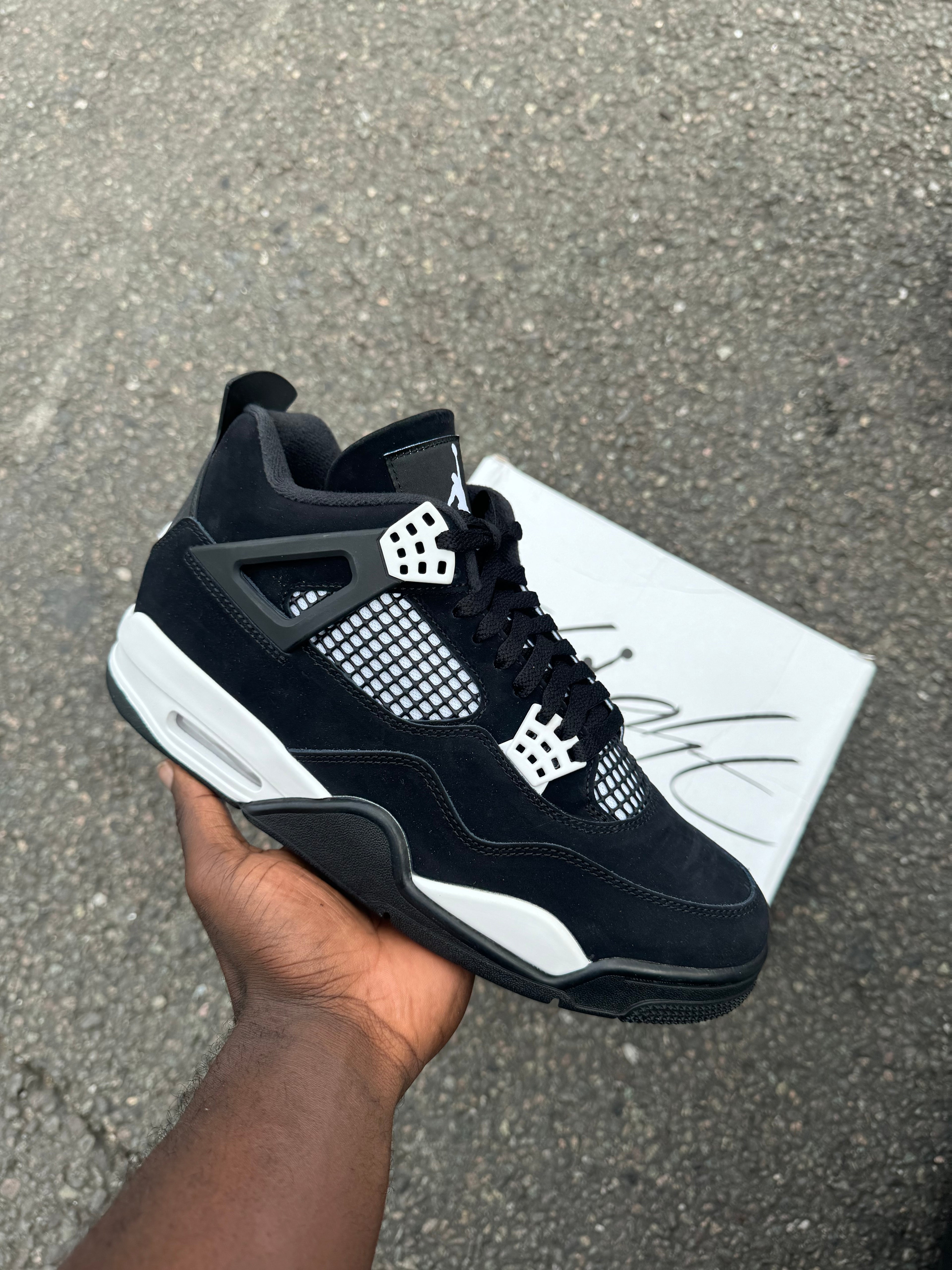 J4 ‘white thunder’