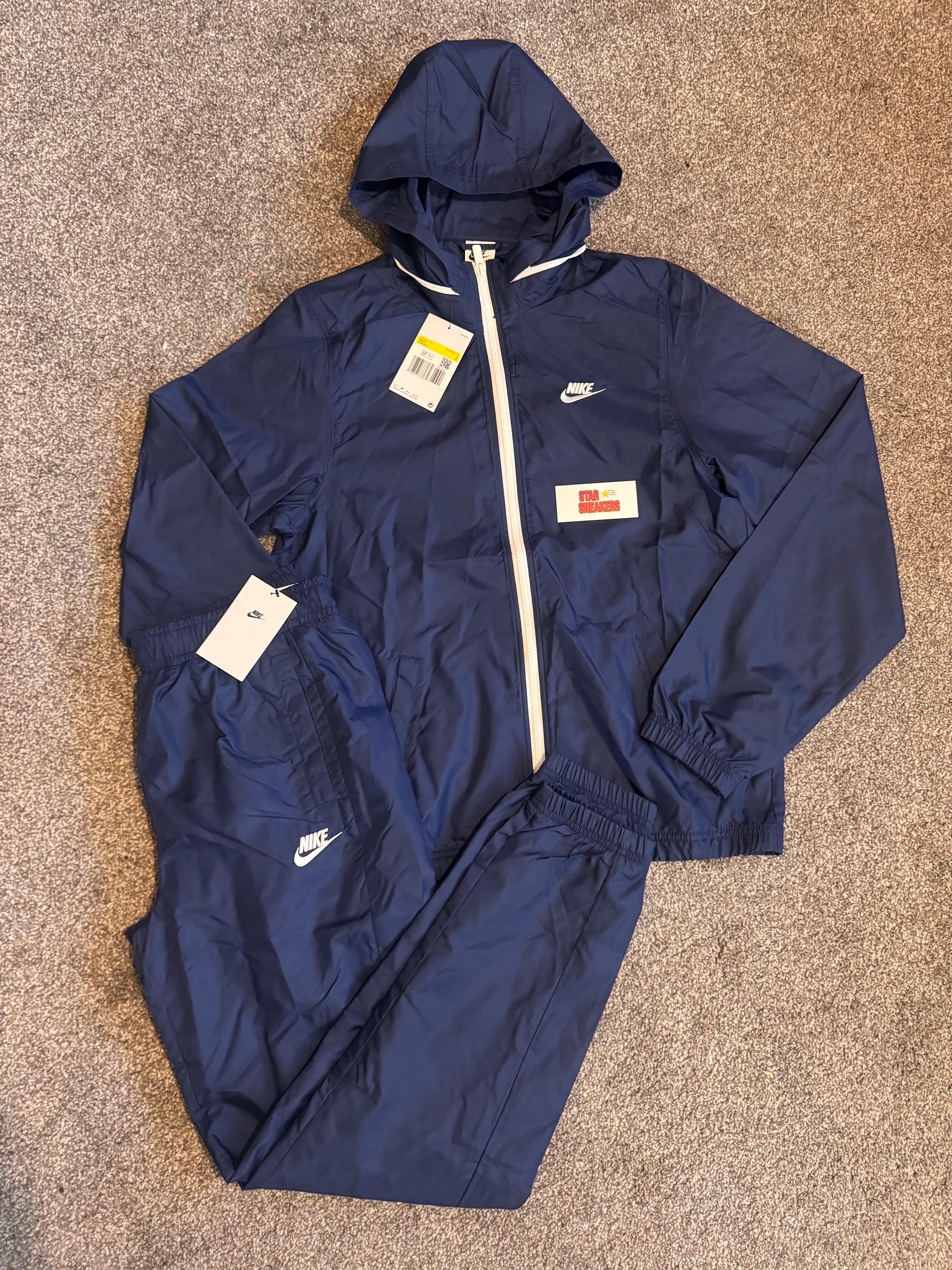 Nike woven Tracksuit