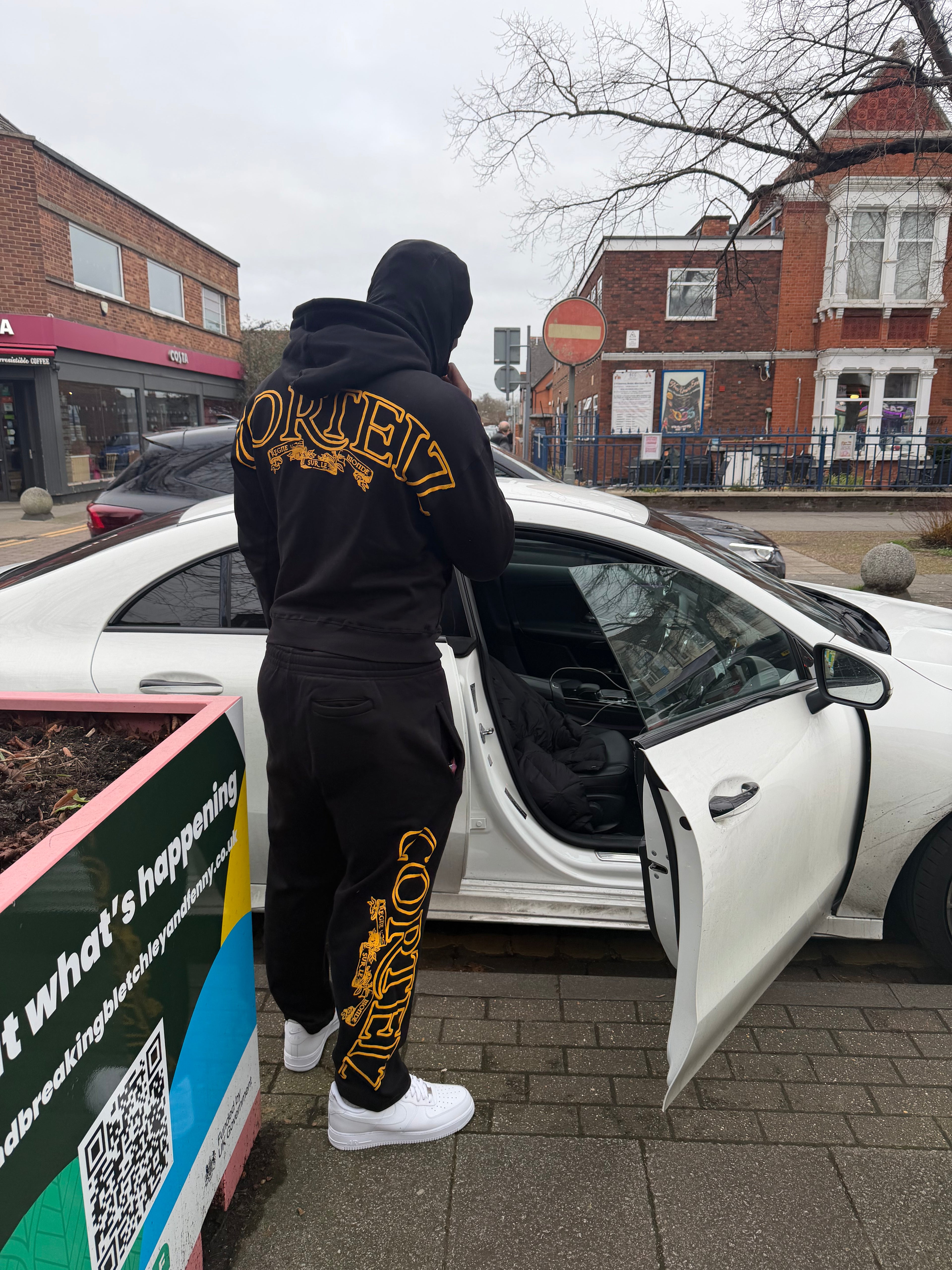 CRTZ black/yellow superior royale tracksuit