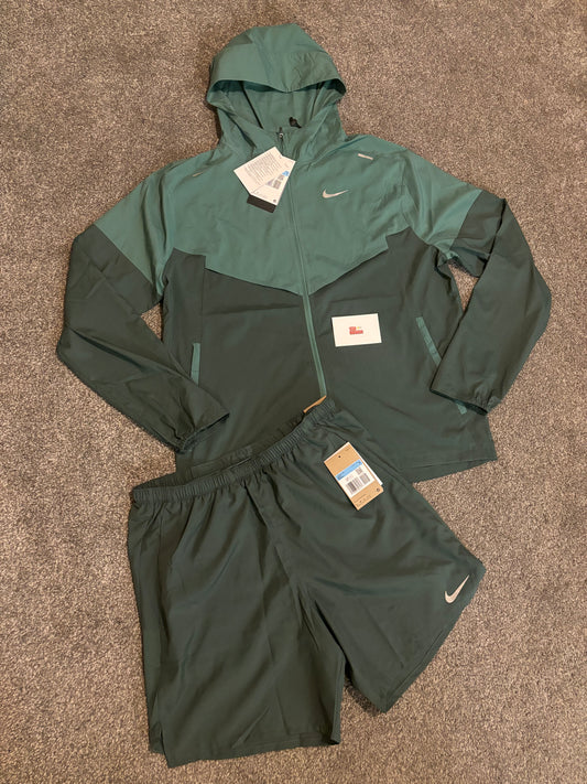 Nike miler windrunner short set - Bicoastal Green