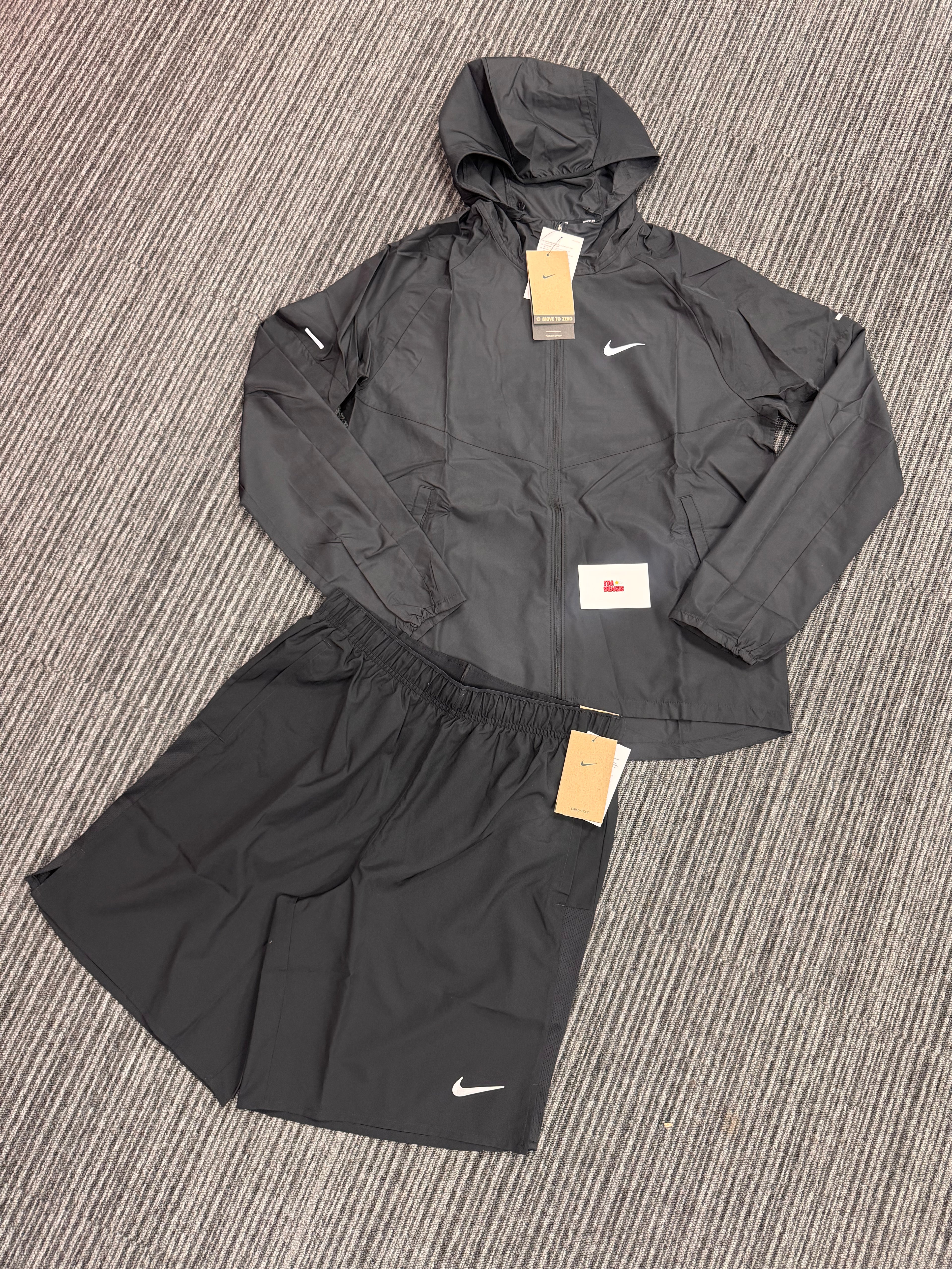 Nike miler repel windrunner short set - Black