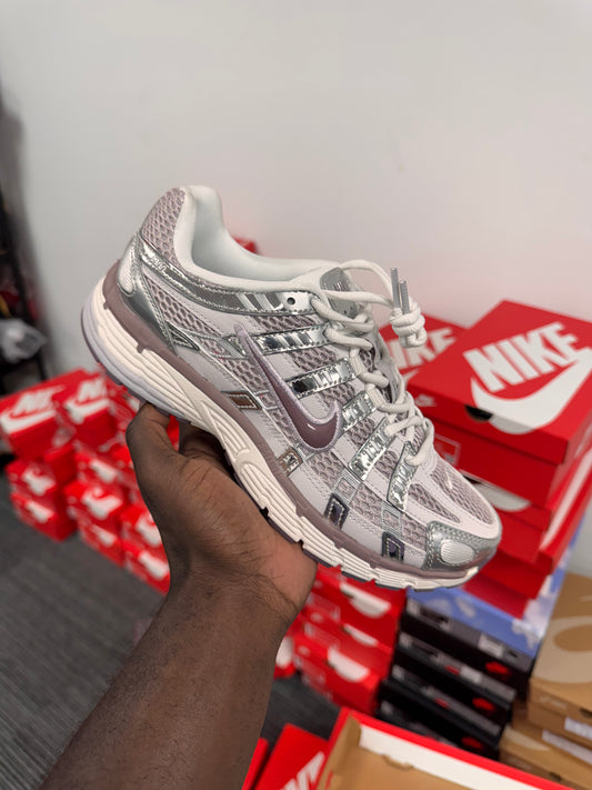 Nike p6000 metallic rose