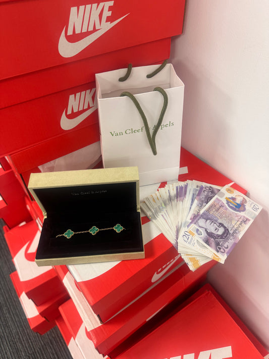 £2 vancleef bracelet or £400 cash prize Raffle