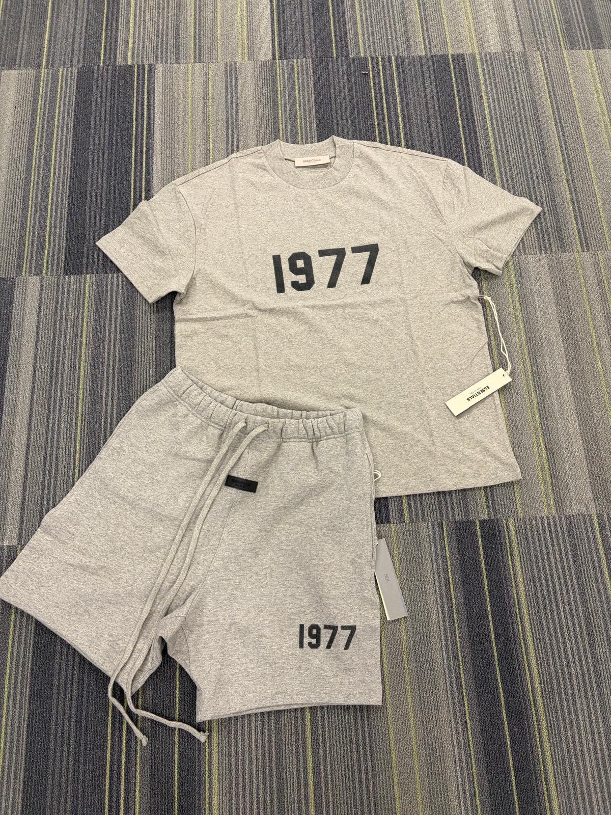 FOG SS22 1977 dark Oats Short set